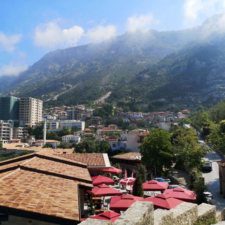 Kruja Hostel Eksteriør bilde